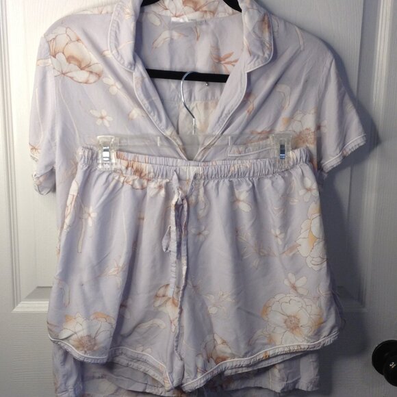 Plum Pretty Sugar PJ Short set, "M" Pastels with Magnolia Flowers, Preppy, Cute - Picture 3 of 7